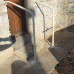 Installation de mains-courantes à l'église